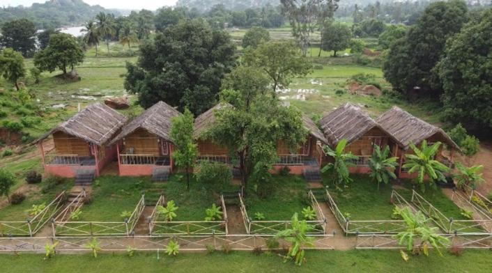 Waterfall Guesthouse Hampi Bagian luar foto