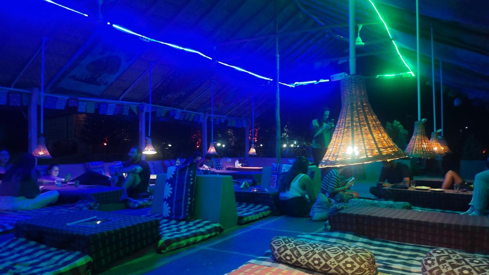 Waterfall Guesthouse Hampi Bagian luar foto